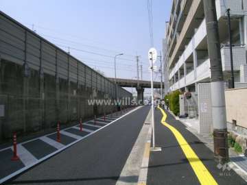 敷地の南側には国道171号線が走っています。