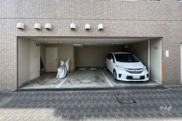 敷地内駐車場（屋内平面式）