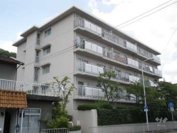 池田五月丘パークハイムの外観