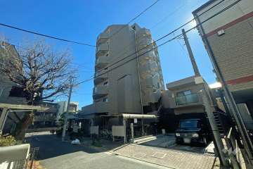 エンゼルハイム西新井大師の外観（北西側から）