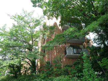 藤和ライブタウン池田五月山の外観（南側から）