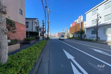 敷地北側の前面道路　