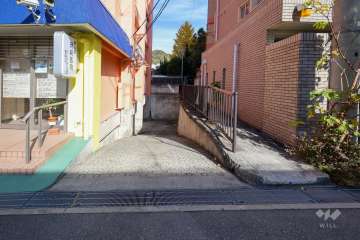 駐車場の出入口