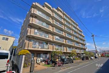 プレストジュール竹の塚の外観（南西側から）