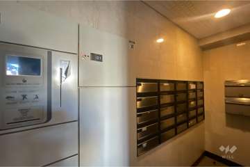 宅配ボックスと共用ポスト