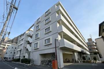 プライムスクエアー梅島の外観（北西側から）　　