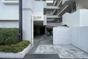 駐輪場の出入り口　