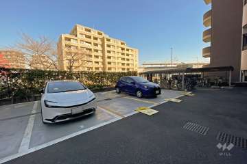 敷地内駐車場（屋外平面式）