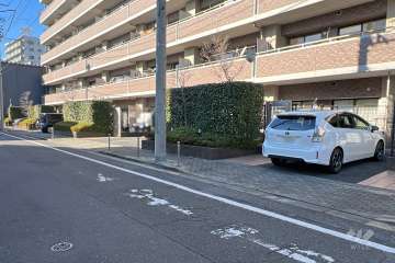 敷地内駐車場（屋外平面式）
