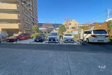 敷地内駐車場（屋外機械式）