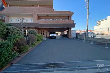 駐車場の出入り口