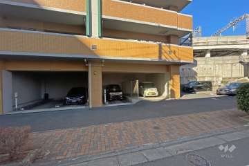 敷地内駐車場（屋外平面式・機械式）