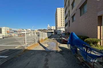 敷地西側の通路