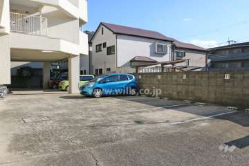 敷地内駐車場(屋外平面式)