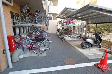 駐輪場、バイク置場