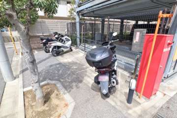 バイク置場