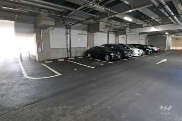 敷地内駐車場（屋内平面式）