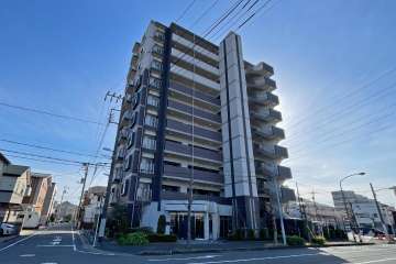 グローベルザシティ六町マークフェイスの外観（北西側から）
