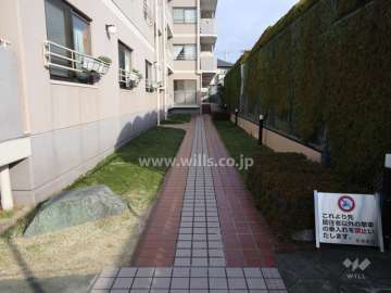 敷地内の通路
