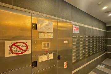 宅配ボックスと共用ポスト