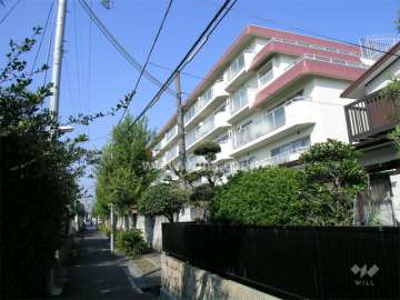 日商岩井池田マンションの外観（南東側から）