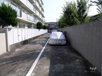敷地内駐車場