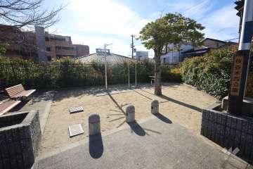 敷地に隣接する公園