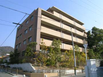 ブリリア箕面さくら並木通りの外観（南西側から）