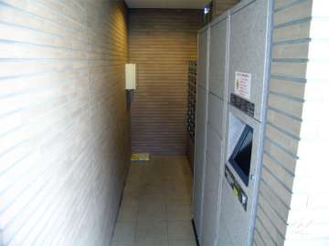 宅配ボックスと共用ポスト