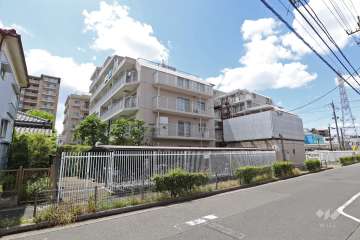 カームタウン南花畑の外観（北東側から）