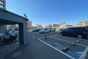 敷地内駐車場（屋外平面式）
