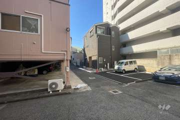 敷地内駐車場（屋外平面式）
