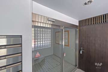 エントランスはオートロック付きです。