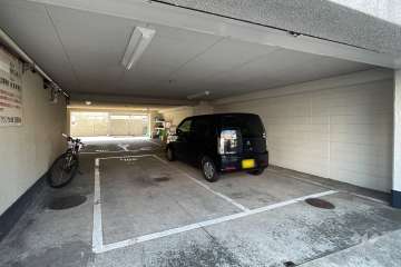 敷地内駐車場（屋内平面式）