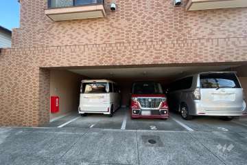 敷地内駐車場（屋内平面式）