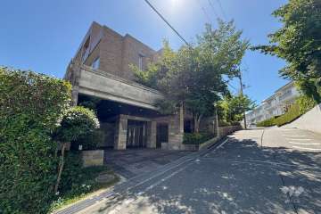 桜ヶ丘アインスの外観（北西側から）