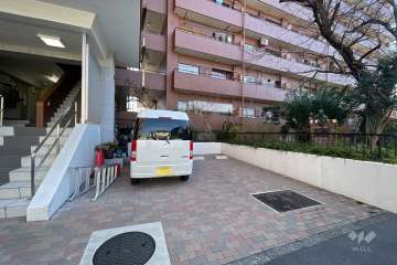 敷地内駐車場（屋外平面式）