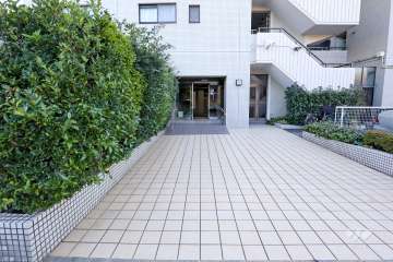 エントランスアプローチ