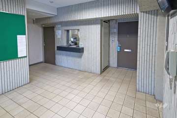 エントランスホール