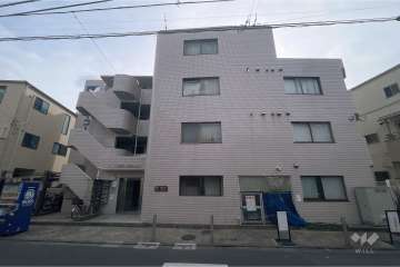 スカイコート西新井の外観（北西側から）