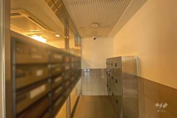 共用ポストと宅配ボックス