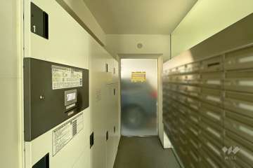 宅配ボックスと共用ポスト