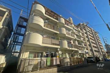 柳原パークハイツの外観（南西側から）