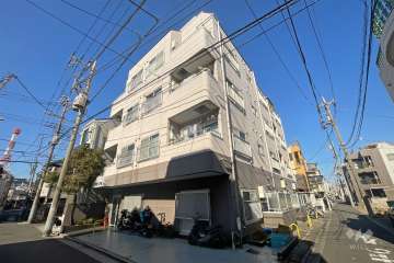 ハイツグリーン千住の外観（南東側から）