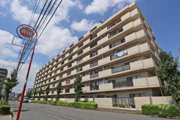 グレイスコート竹ノ塚の外観(南東側から)