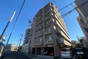 ナイスブライトピア北千住の外観（南西側から）