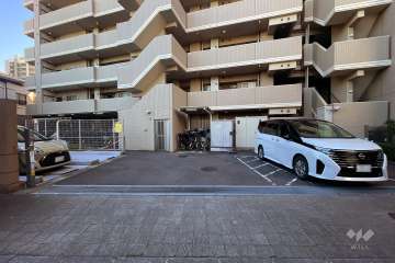 駐車場の出入り口・敷地内駐車場（屋外機械式、屋外平面式）