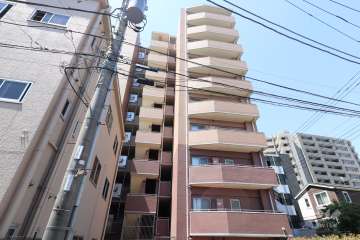 日神パレステージ梅島の外観（北東側から）