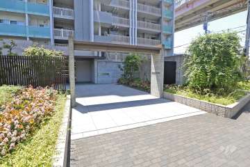 エントランスアプローチ