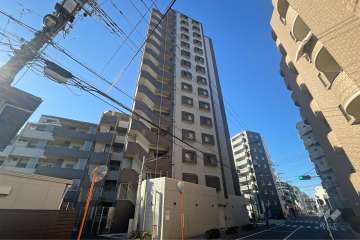 パレステージ綾瀬の外観（北東側から）